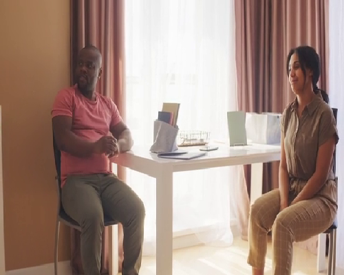 重庆供卵代生双胞胎好吗 重庆市妇幼试管好吗？还有哪些不错的医院 ‘号脉左