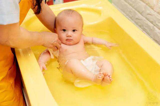 澳大利亚塔州移民留学【澳大利亚工作好找吗，这些职业非常紧缺，速看！】