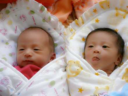 德国入股型投资移民{德国移民新政：只要上过班就能移民德国！}