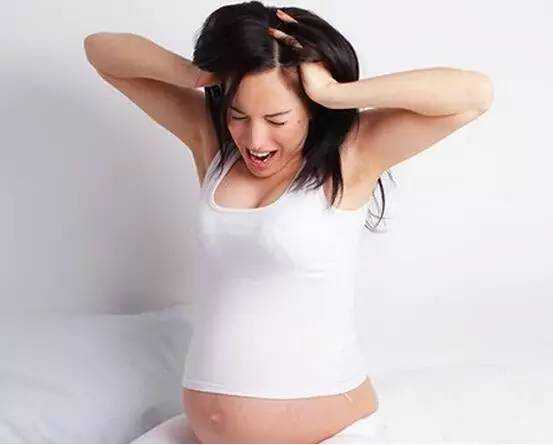 美国2026中国移民数量（一定要知道移民美国获得绿卡的六大主要优势）