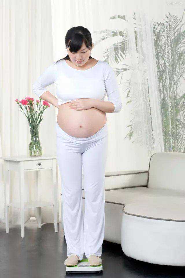 重庆借卵试管案例 重庆三代试管婴儿费用多少? ‘男宝四维彩超单子数据’